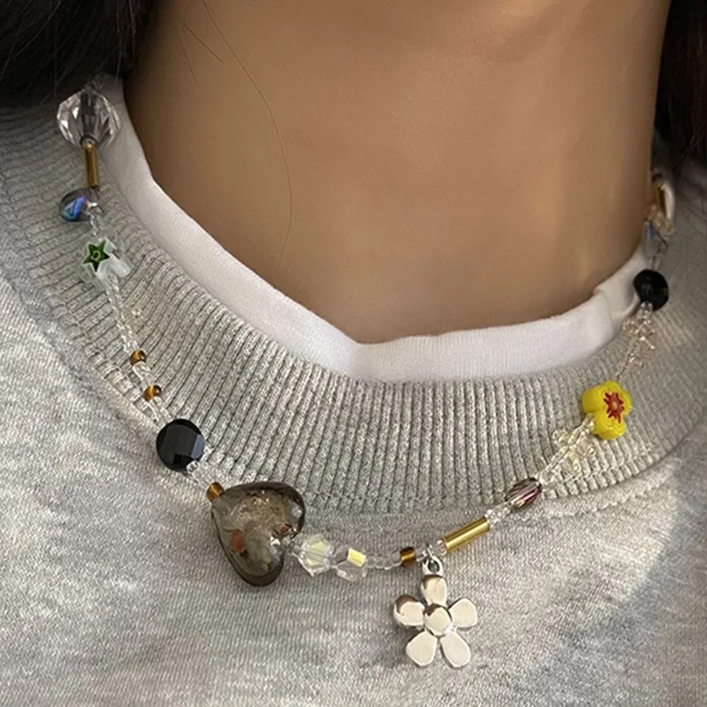 

Korean Style Retro Flower Love Heart Beaded Necklace Women Multicolor Irregular Charm Personality Choker Clavicle Chain Jewelry
