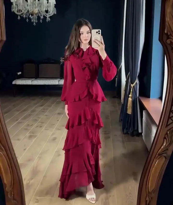 Elegante witte gelaagde geruite maxi jurk voor dames, O-hals, lange mouwen, hoge taille, slanke lange jurk, 2026, effen, vakantie, feestjurk
