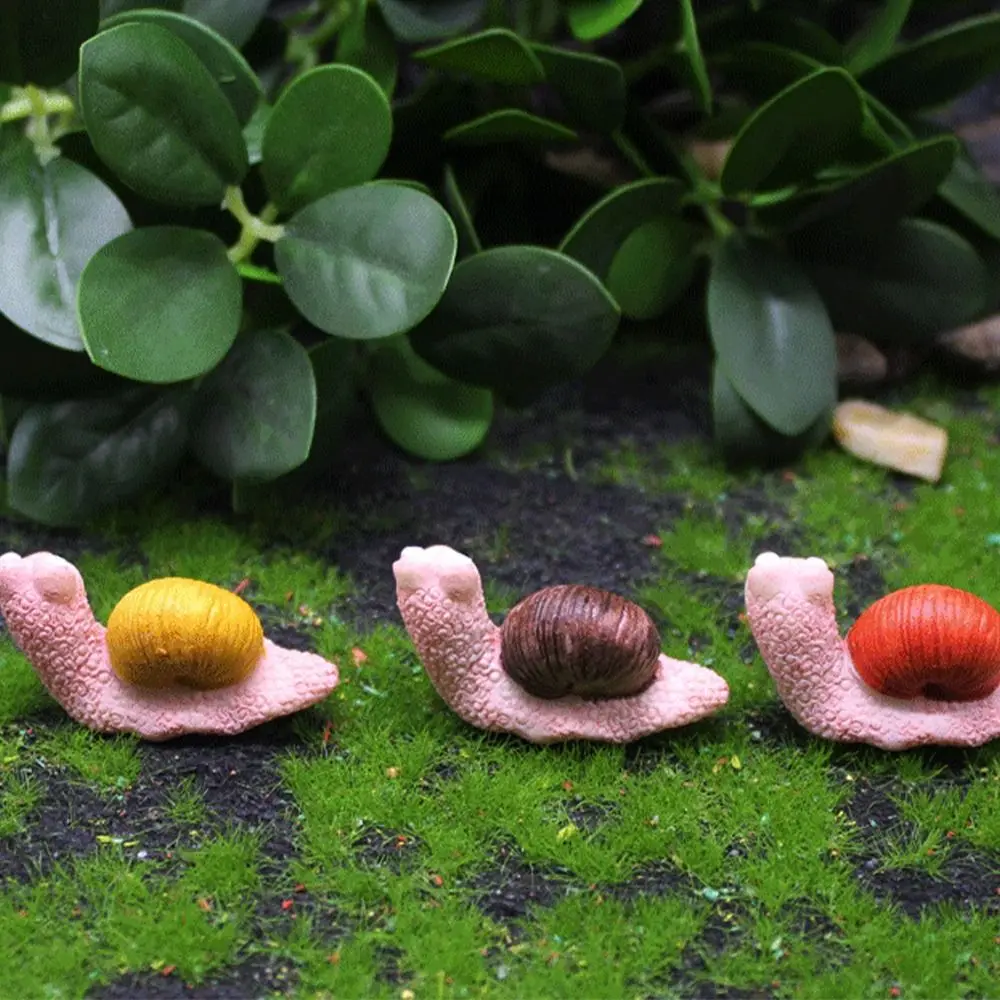 Crafts Resin Small Snail Figurine Cute Animal Kawaii Snail Model Simulation Creative Mini Ornament Outdoor