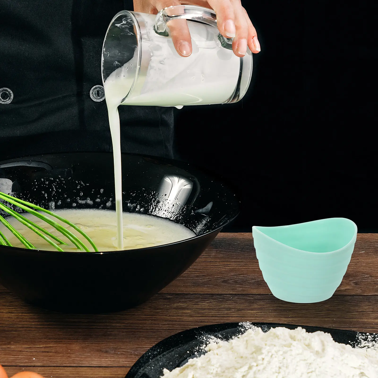 2Pcs Silicone Measuring Cups Spoons Random Color Kitchen Baking Tool Measuring Utensils for Cooking Baking Graduated Cups