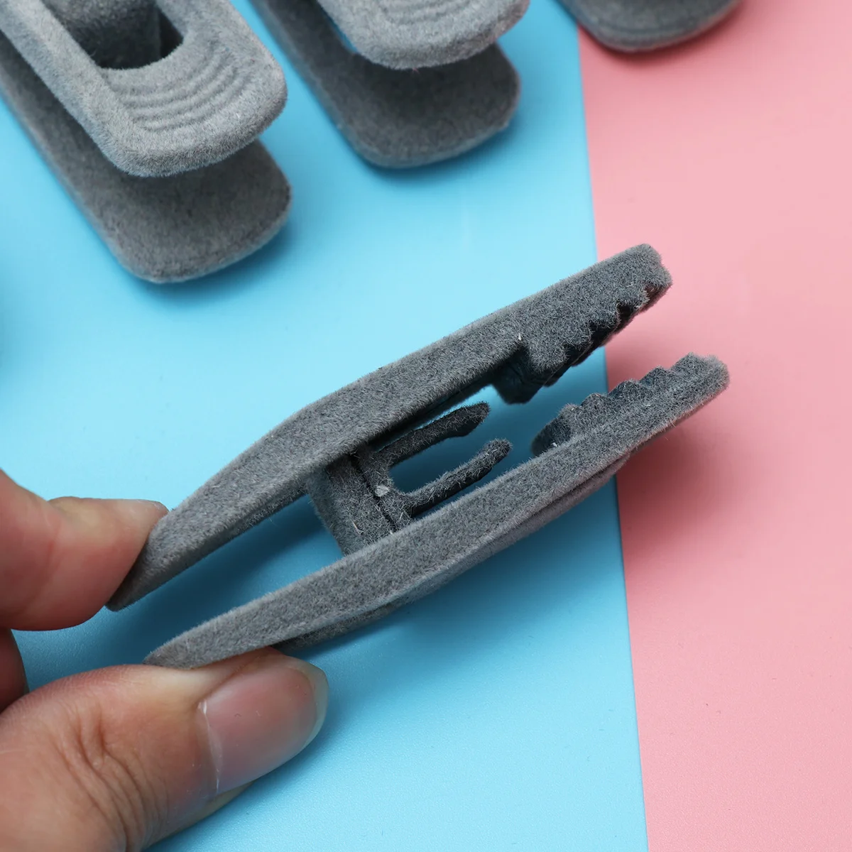 

20Pcs Plastic Clothespin Rust Resistant Strong for Towel Sock Bra Briefs Stocking Drying Line Hanging Organizer