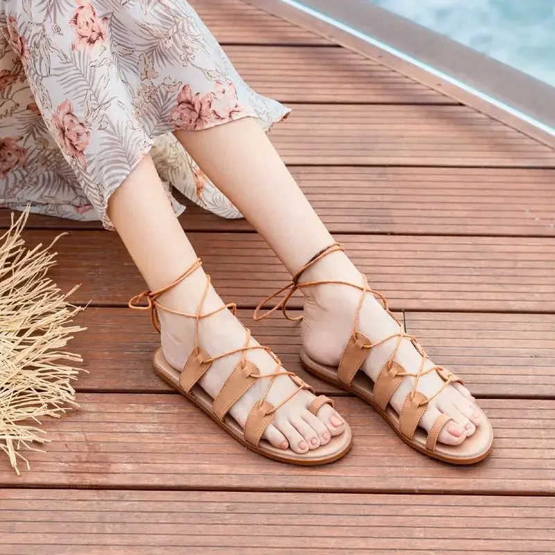 أحذية نسائية كلاسيكية Strappy Sabot مبيعات بالجملة رخيصة التسوية Vip صيف 2025 صنادل نسائية مريحة للبيع