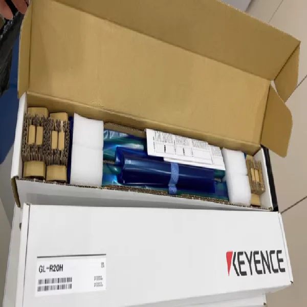 

1 шт. Gl-r20h решетка безопасности совершенно новый оригинальный Spot Plc