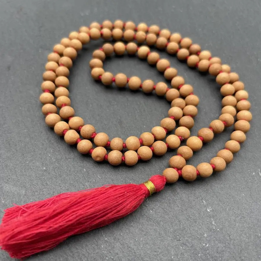 colar-mala-de-108-contas-de-sandalo-natural-com-borla-vermelha-joia-espiritual-para-meditacao
