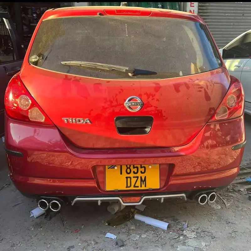 

Для Nissan Tiida/2005-2015 год задний диффузор бампер губы сплиттер спойлер выхлопная труба комплект кузова