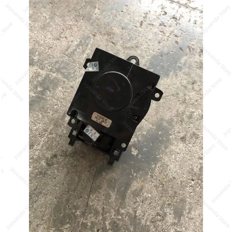 Suitable for E90 E92 E93 M3 320 318 325 Large Button Mouse Multimedia Switch Disassembly