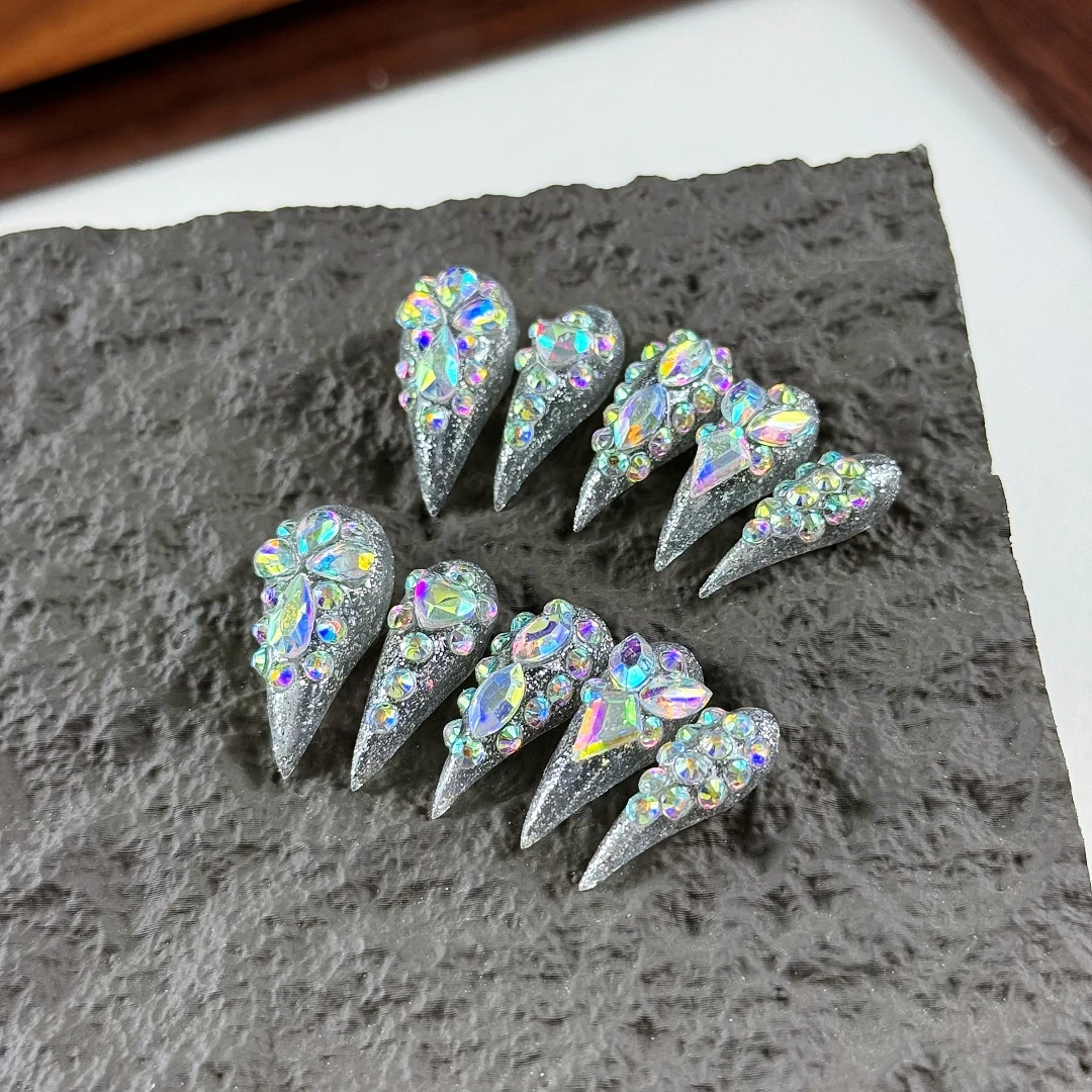 10pcs High-end Luxurious style model, hand-painted irregular rhinestones, silver cat's eye, dragon claws handmade fake nails