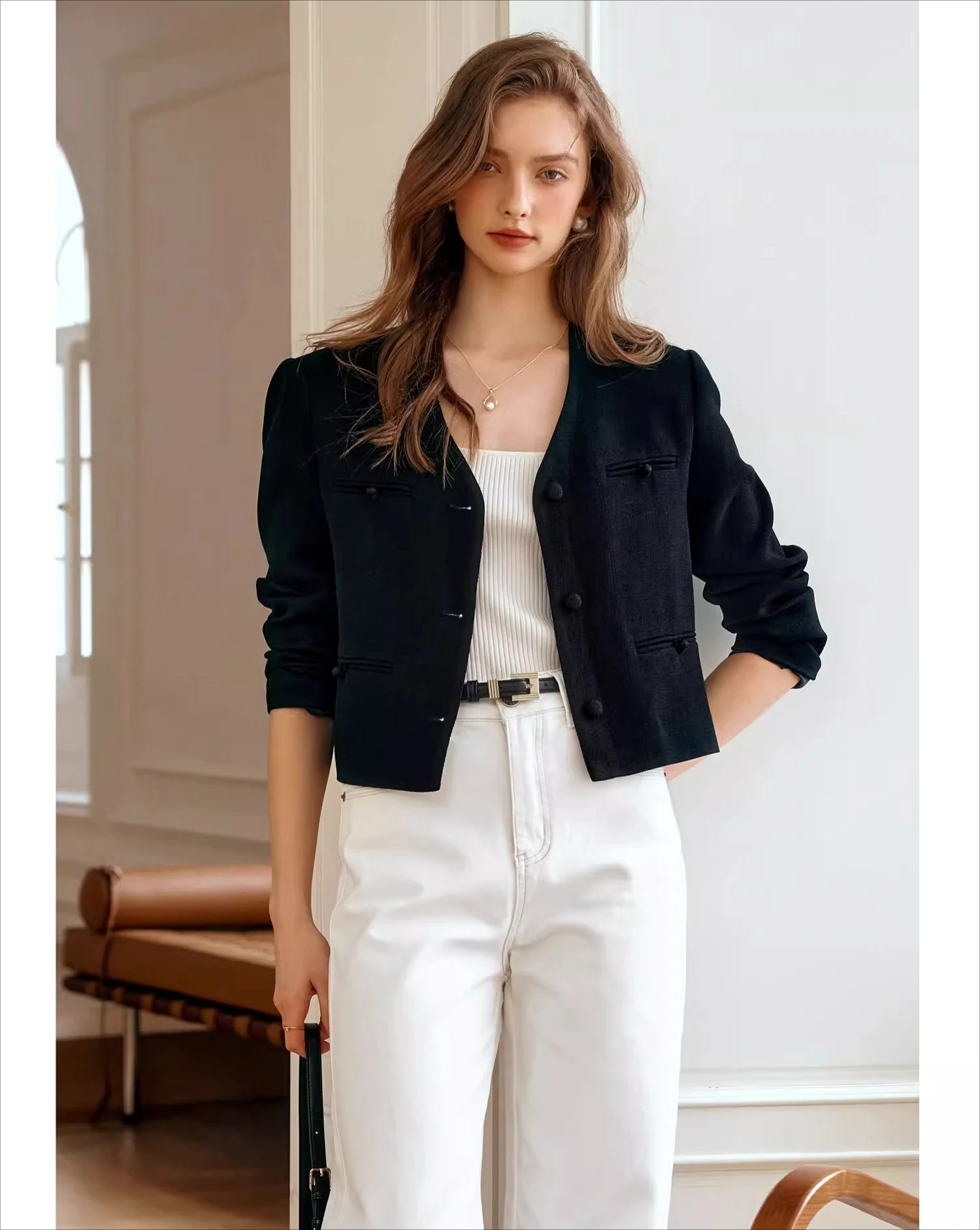 

OLrain French Black Xiaoxiangfeng Short Jacket Women's Early Spring 2025 New Commuter V-Neck Top MG56QW80266