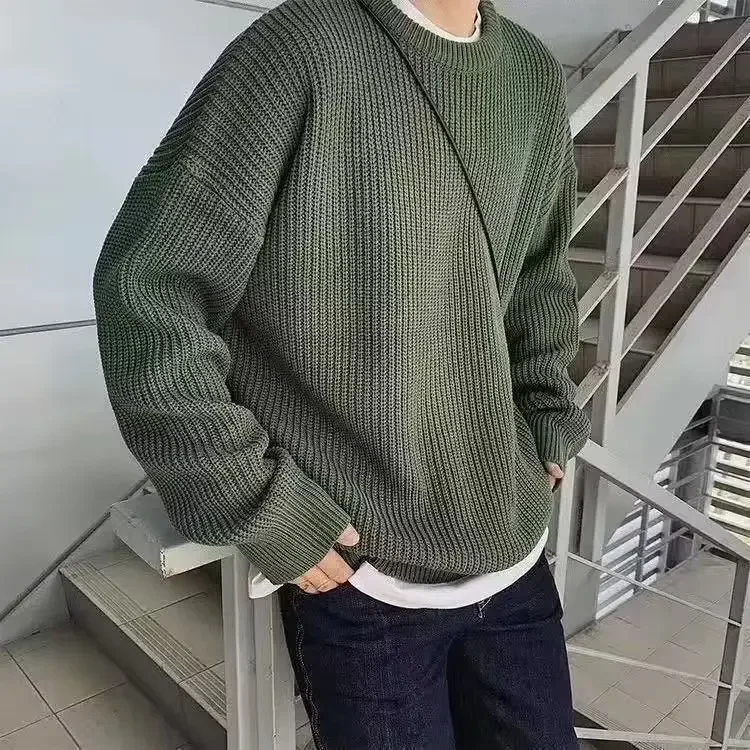 Men's Autumn Winter Round Neck Green Sweater Loose Fit Casual Knitted Top Thickened Yarn Winter Wear