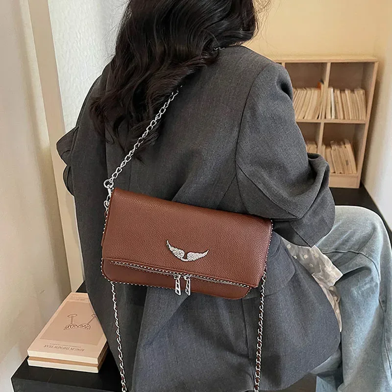 Bolso de hombro y bandolera de moda 2026, bolso cuadrado pequeño con alas para mujer, monedero pequeño y bonito, bolso de mano versátil y elegante