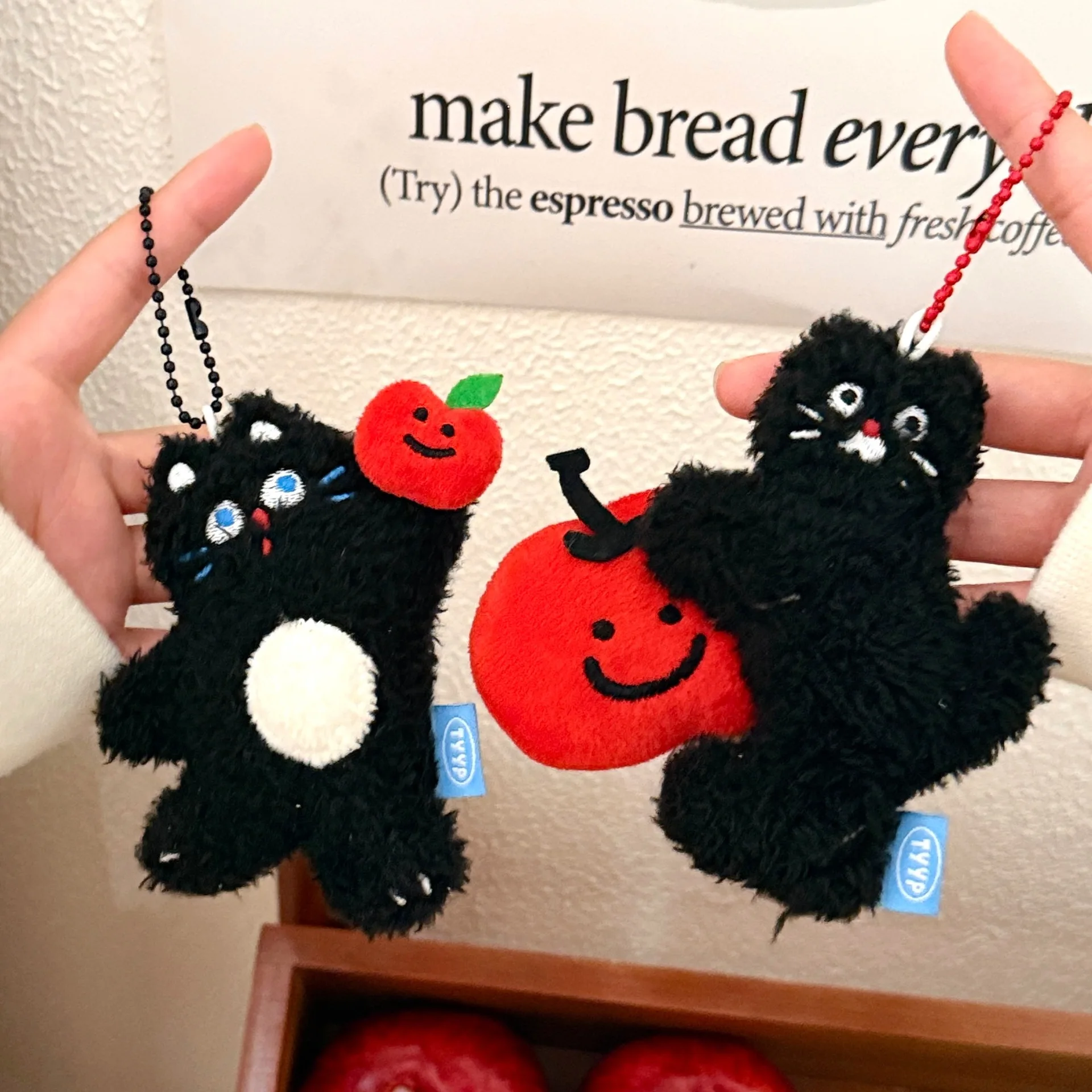 พวงกุญแจตุ๊กตาการ์ตูนน่ารัก ของตกแต่งกระเป๋าเป้สะพายหลังสำหรับเด็กผู้หญิง ของขวัญ