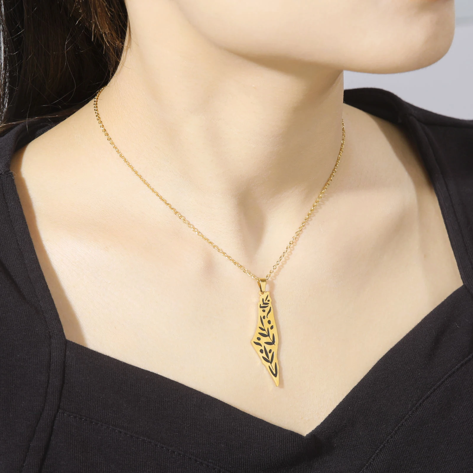 Cazador Palestine Israel Map Pendant Choker Chain Stainless Steel Leaves Necklace for Women Jewelry Birthday Gift 2025 Wholesale