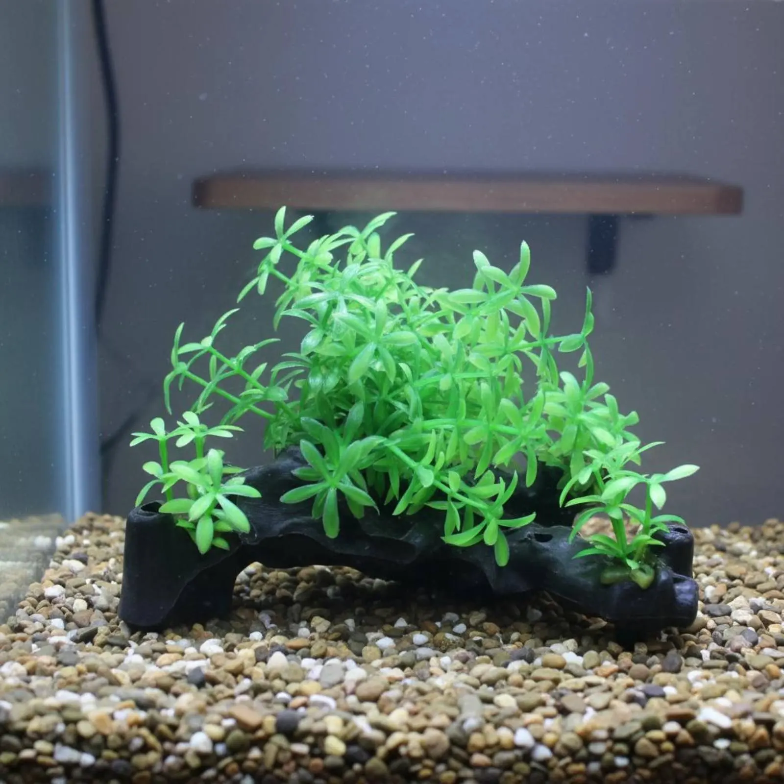 decorazione-per-ponte-acquatico-dall'aspetto-naturalistico-roccia-in-resina-arco-per-habitat-acquatico-design-realistico-artificiale