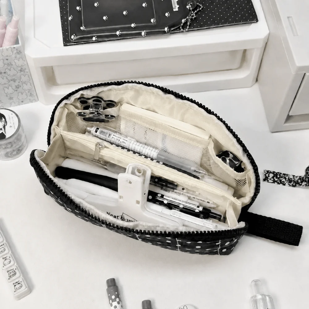Aesthetic Polka Dot Print Pencil Case Multi-Layer Large Capacity Pen Bag Shell Shaped Handheld Stationery Pouch Gift