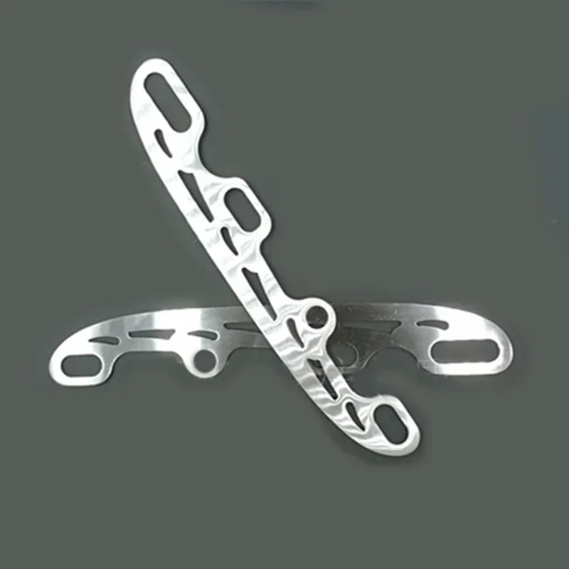 شفرات هوكي الجليد مع شفرات هوكي الجليد قابلة للتبديل للبالغين والأطفال زلاجات دوارة من الفولاذ المقاوم للصدأ ملحقات التزلج على الجليد