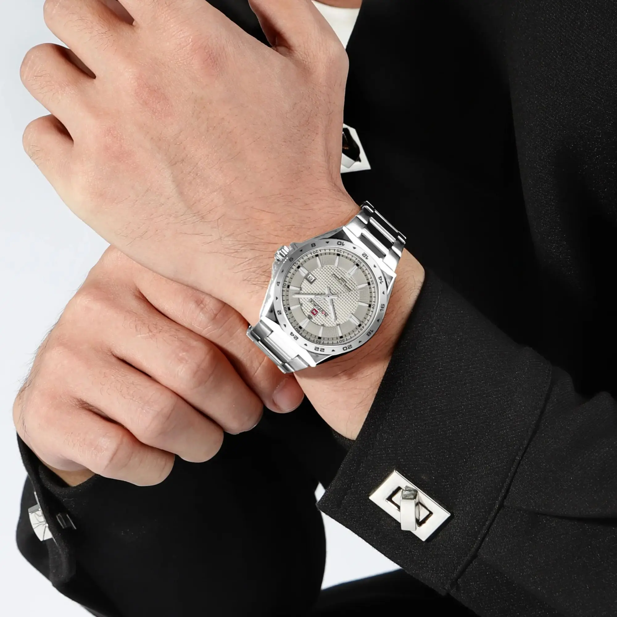 NAVIFORCE 9266 Elegant Men's Quartz Watch 3ATM Waterproof Calendar Luminous Stainless Steel Strap Fashion Sports Watches for Man