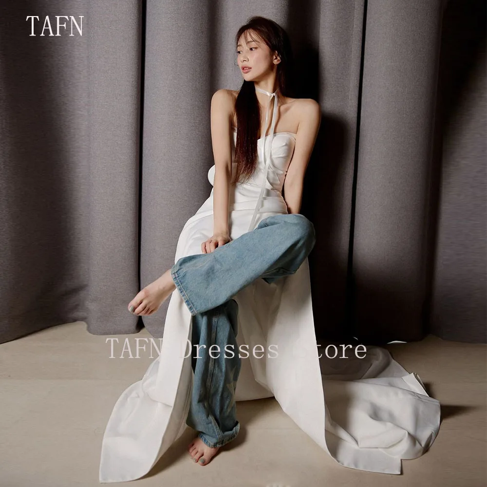 

TAFN Strapless A-line Wedding Dresses Side High Slit Fashionable Korea Photo Shoot Dresses Custom Made Sleeveless Bridal Gown