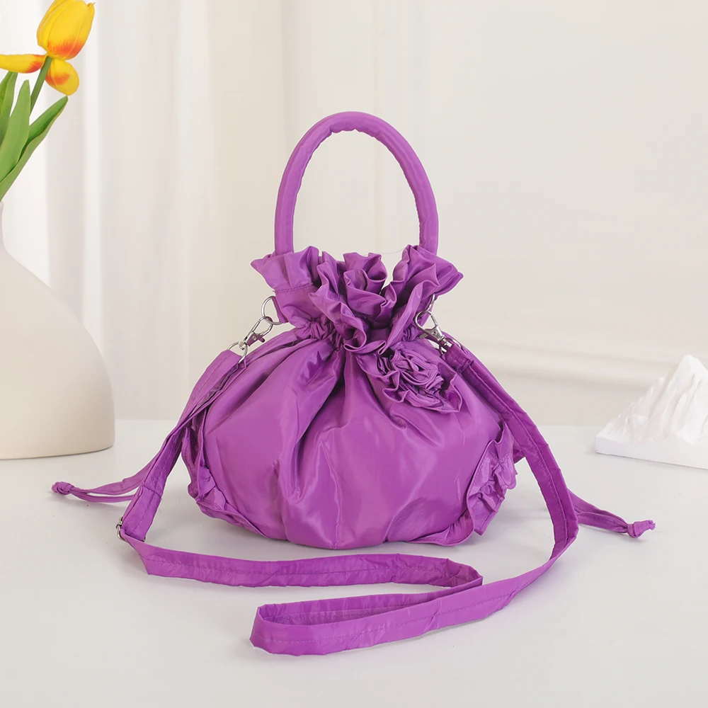 

New versatile, artistic and retro flower-patterned fabric bag with ethnic style hand-held mom bag