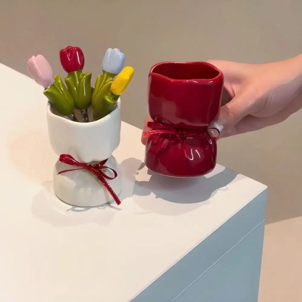 

Набор вилок для фруктов в форме тюльпана, керамическая банка в стиле Ins, вилки из нержавеющей стали, декоративные вилки для десертов для дома с банкой для хранения