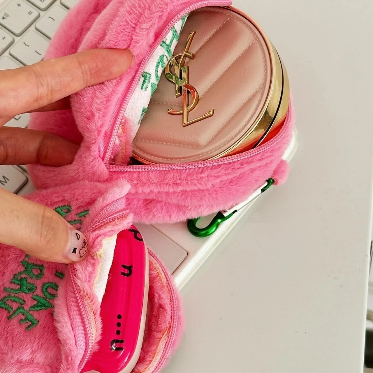 Pink Polka Dot Cute Plush Portable Wallet Mini Coin Purse Earphone Cable Organiser Coin Pouch Cake-Shaped Storage Bag
