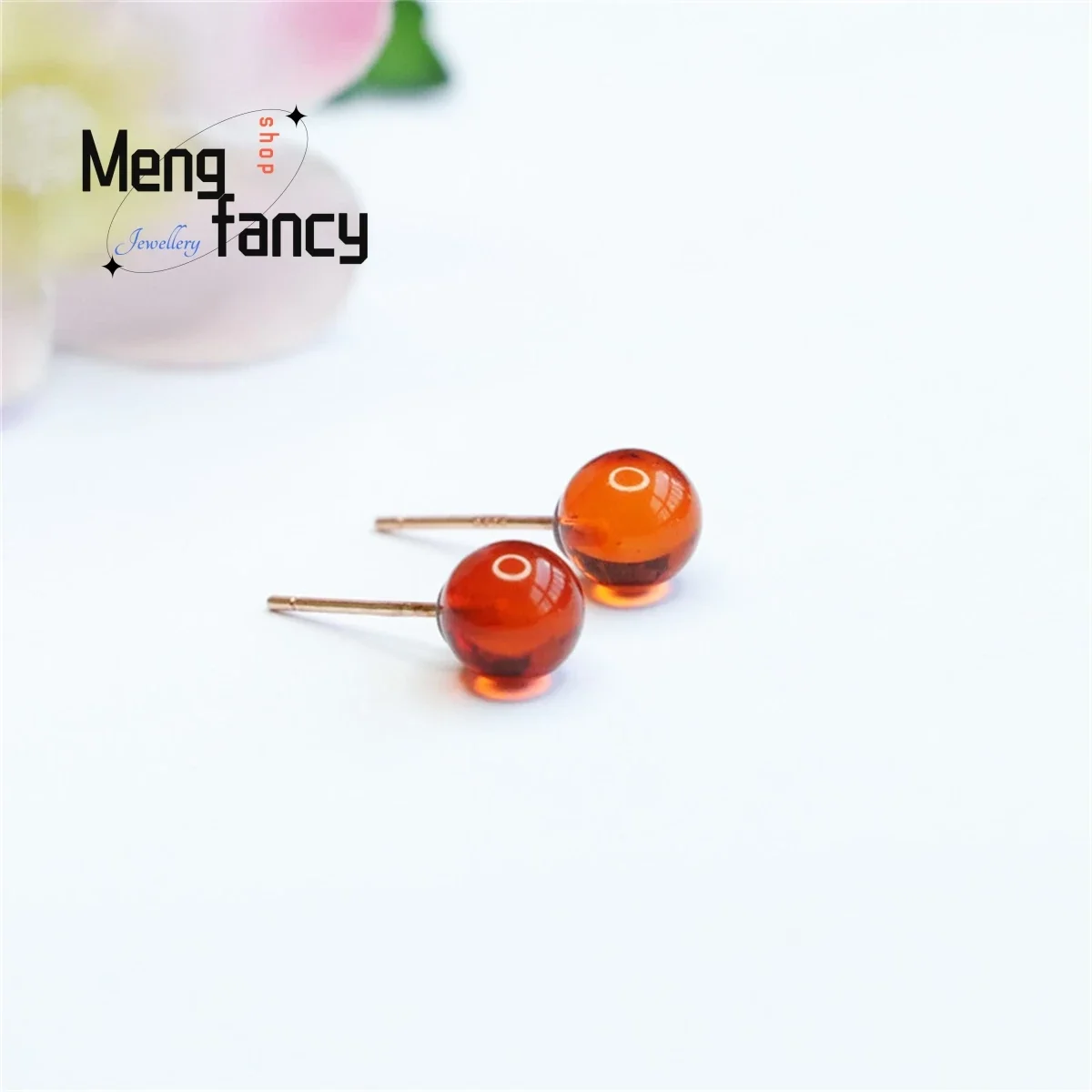 

Natural S925 Silver Inlaid Blood Pearl Water Purifying Amber Earring Simple Elegant Personalized Charm Fashion Versatile Jewelry