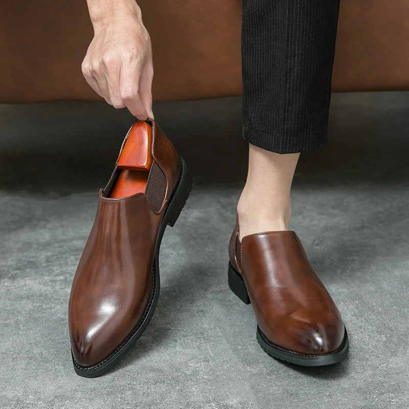 Men Fashion Le Fu Shoes Black Brown Pointed PU One Step Comfortable Business Brand Formal Shoes Italian Gentleman Social Shoes