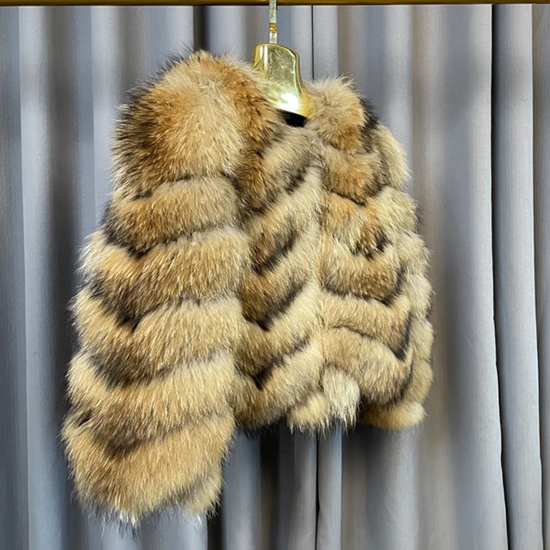 Wholesale Custom Real Fur Coat Winter Warm Natural Color Real Raccoon Fur Coat Long Sleeve Crew Neck Bomber Jacket