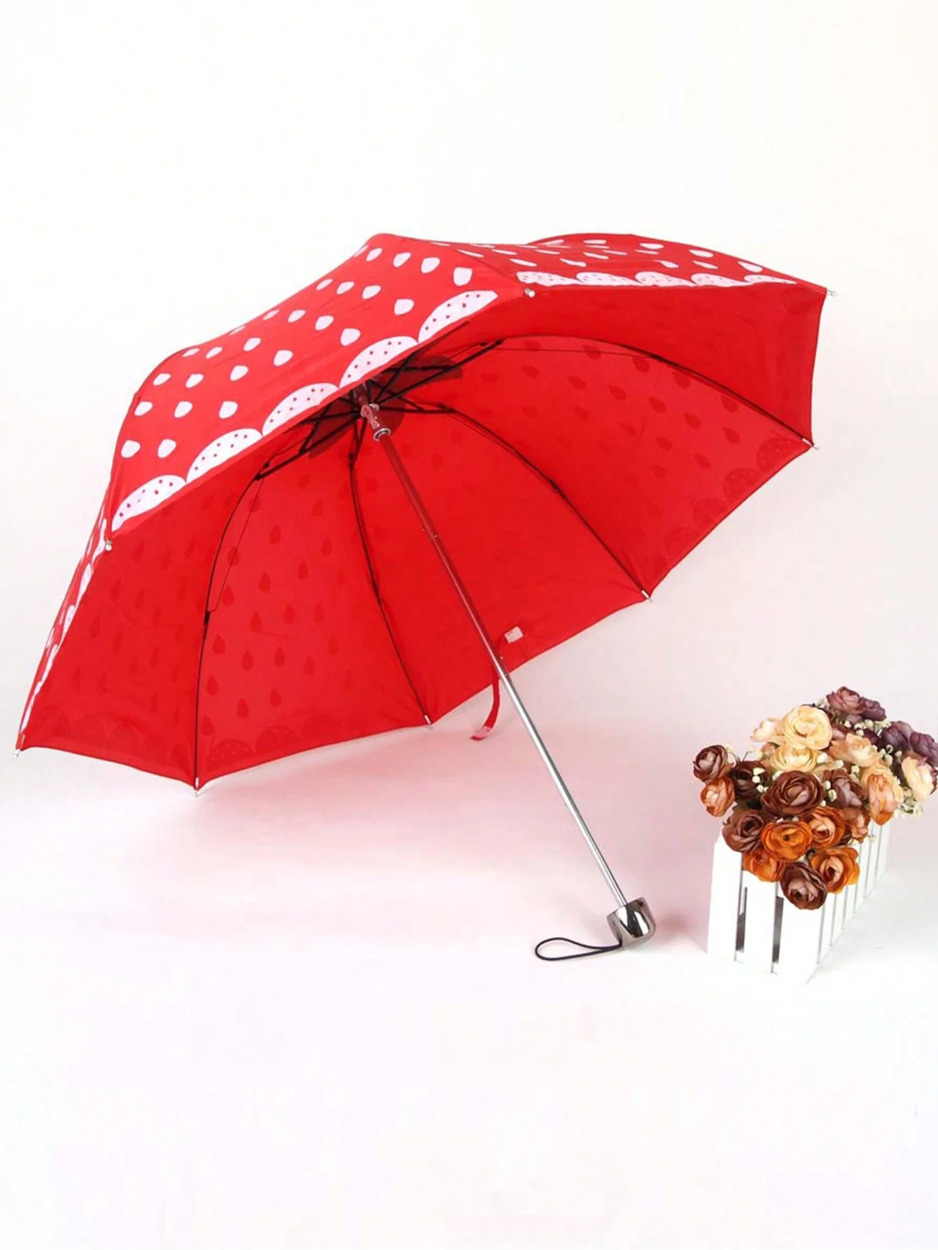 Cute Strawberry Pattern Folding Umbrella with High Density Waterproof Fabric Travel Umbrella