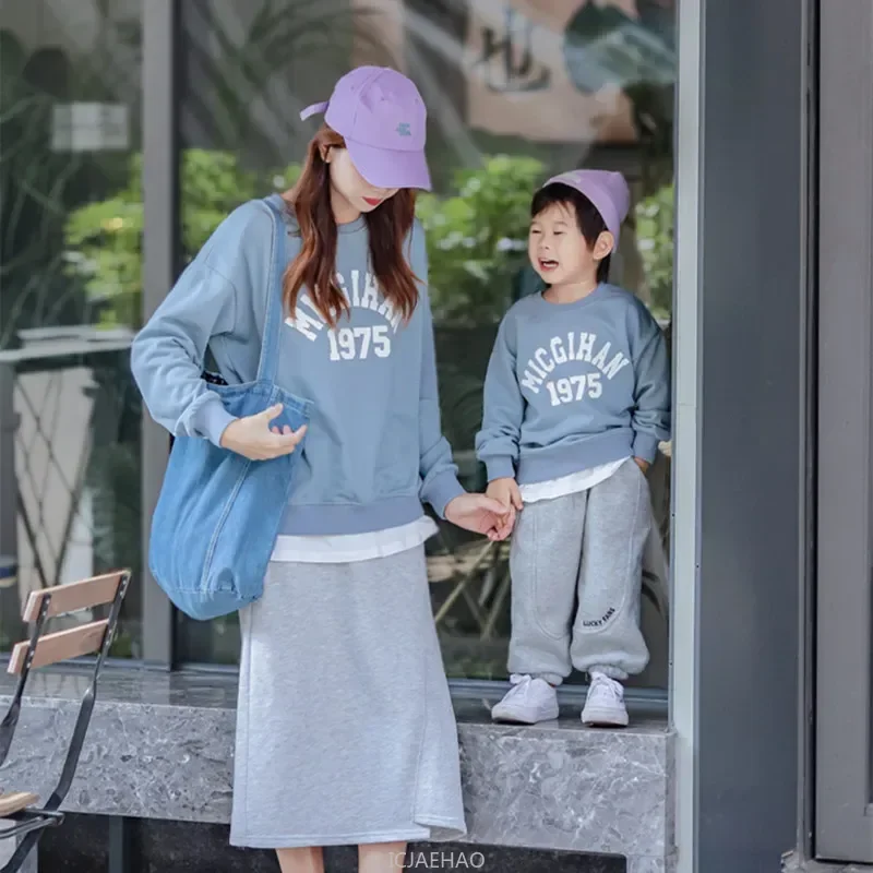 2025 New Family Sweatshirt Dad And Son Hoodies Mather AndLong Sleeve Tops  Autumn Daughter Clothes Baby Girl Boy t Shirts Women