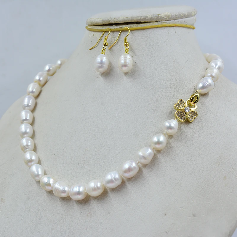 Beautiful 10-11mm natural white cultured pearl necklace earrings. Women\'s preferred wedding jewelry set 18”