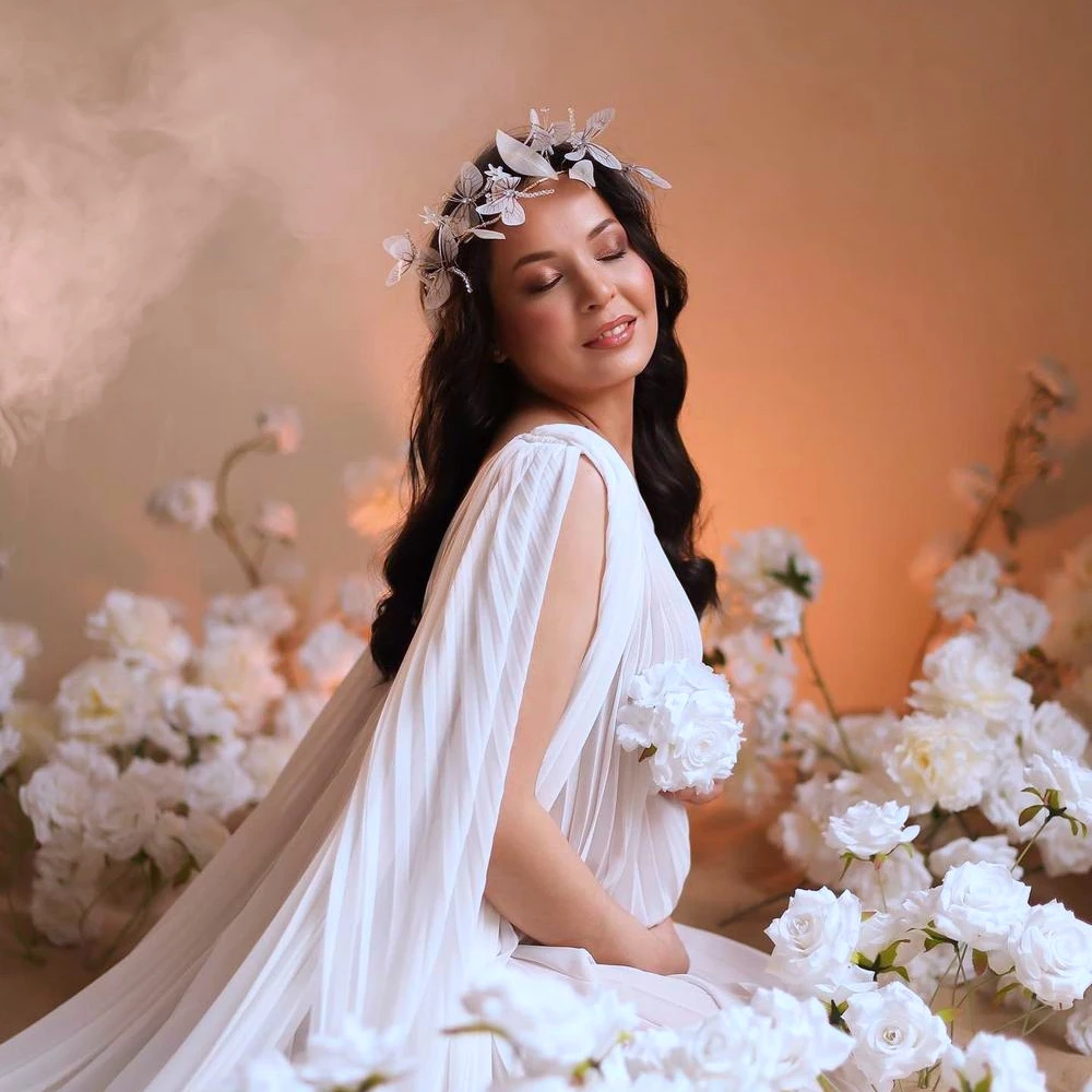 Luxury White Plisse Maternity Dress Photoshoot Flowing Cape Sleeve Pregnancy Gown Elegant Chiffon Pregnant Photography Props