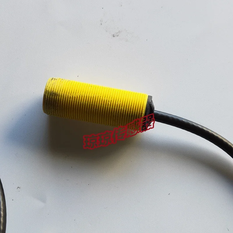 HMS827-03 K012 American EMS Radio Frequency Identification Induction Switch Induction Switch Photoelectric Switch Sensor