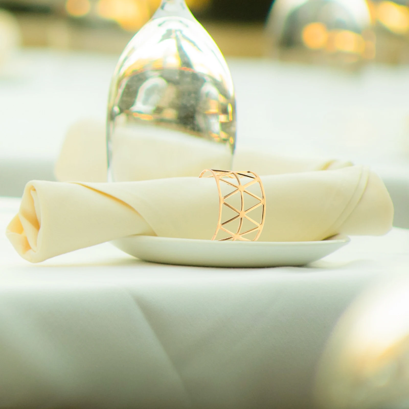 

6pcs Creative Alloy Napkin Buckles Exquisite Elegant Party Supplies Table Decor For Wedding Banquet Restaurant Use