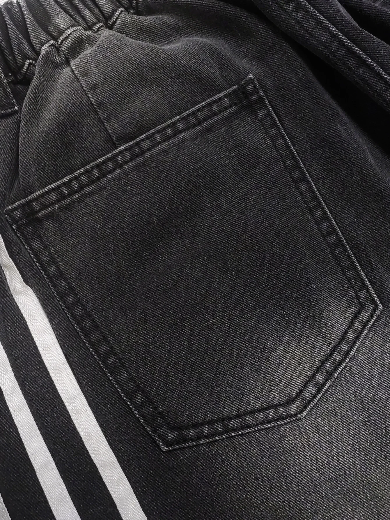 Jean noir grande taille pour femmes, vêtements de rue amples et à la mode, jean à jambes larges Y2K pour dames, simple et ample