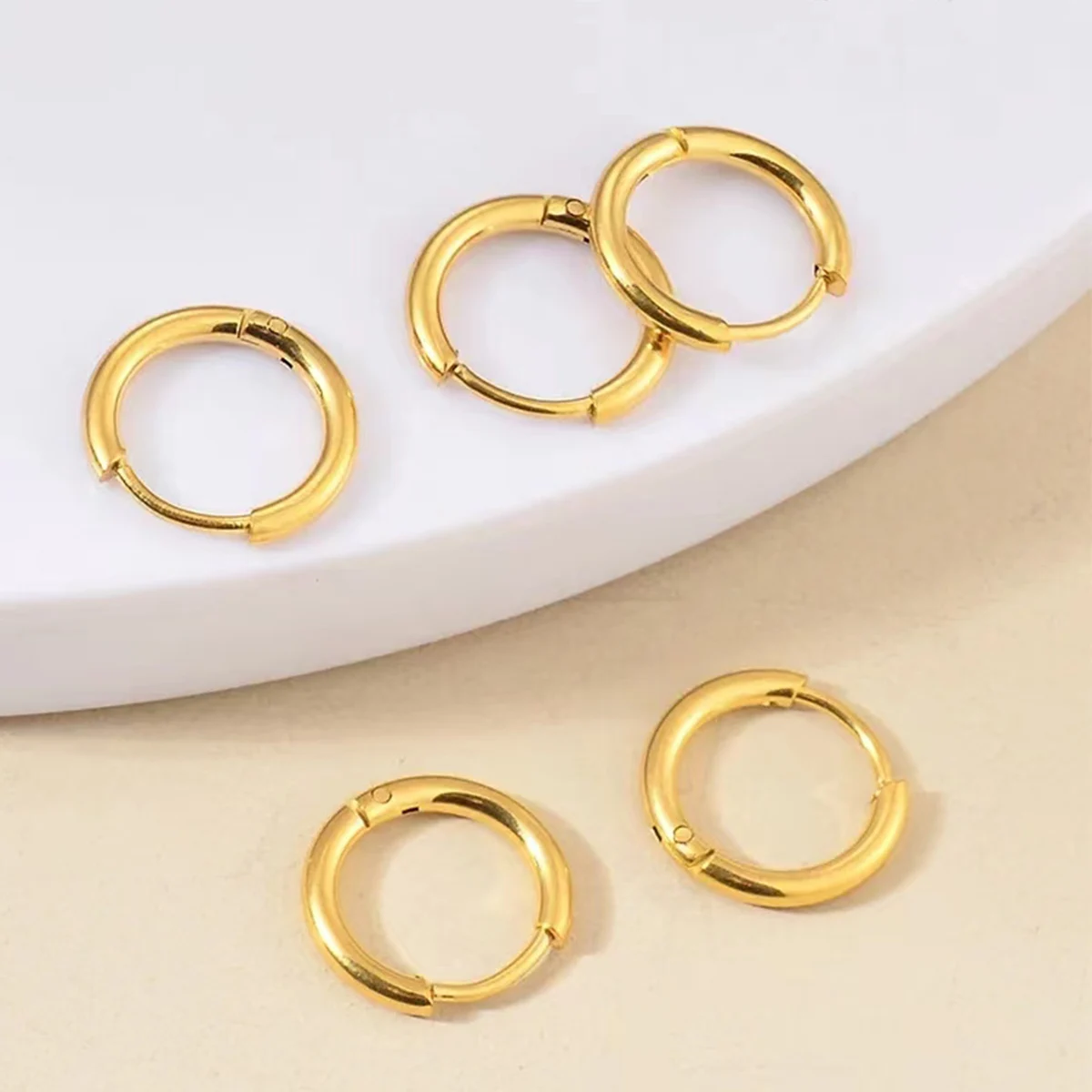 4 Pairs No Charms Stainless Steel Tiny Hoop Earrings Simple Silver/Gold Color Cirle Earrings Ins Single Side Ear Jewlery image 5