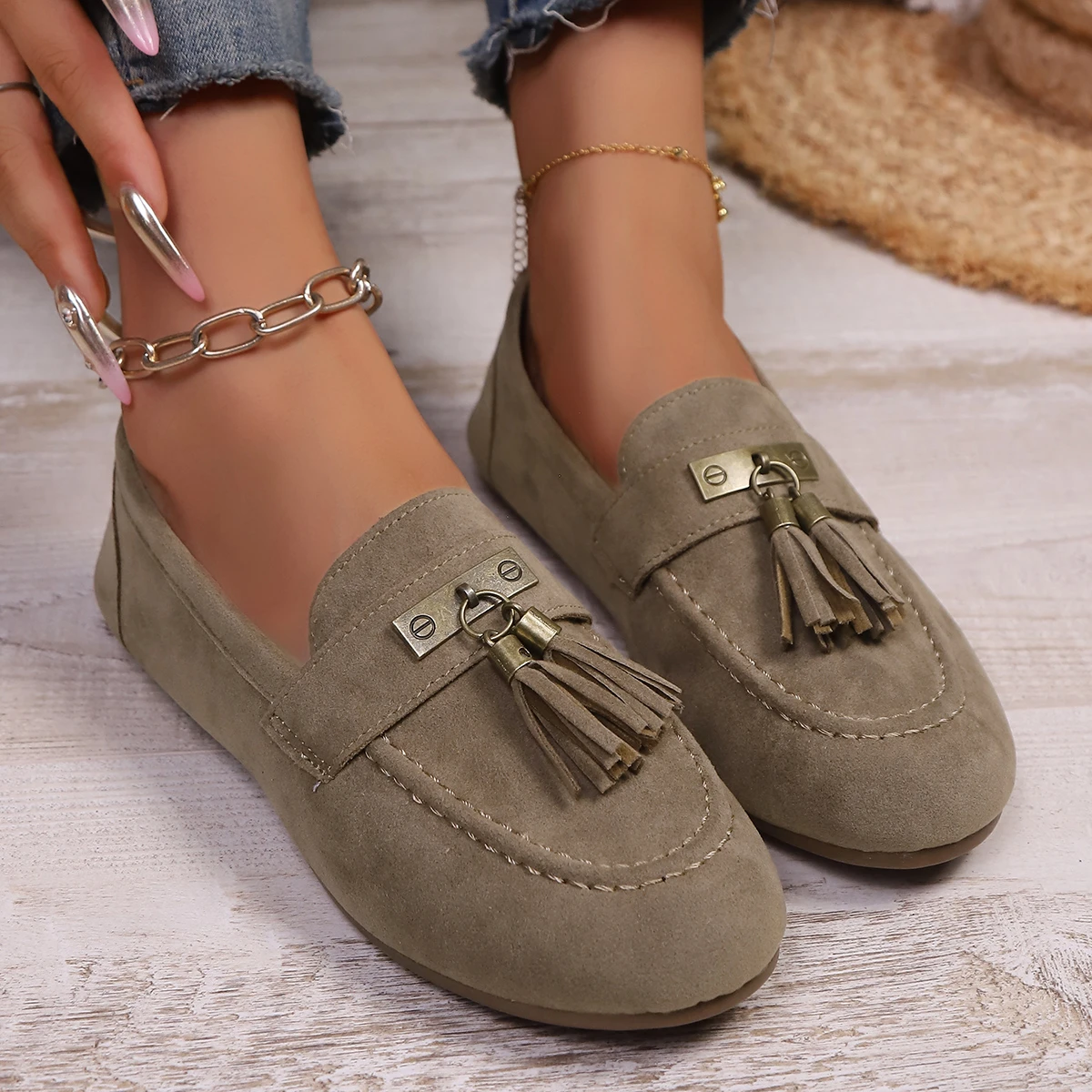 Modieuze nieuwe comfortabele damesschoenen lente en herfst elegante effen kleur ronde kop ondiepe mond platte platte casual schoenen