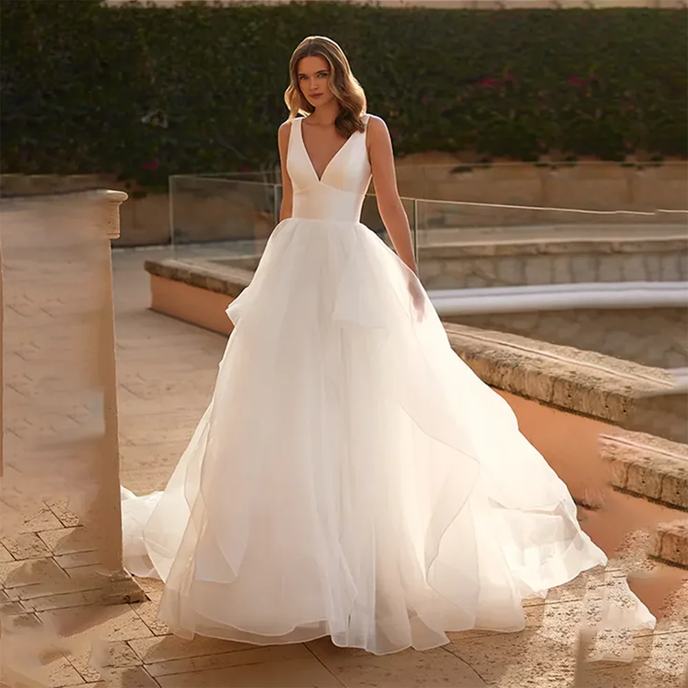 

Wedding Dress V Neck Sleeveless A Line Mesh Elegant Bride Dress Bridal Gowns Formal Wedding Bridal Dress Exquisite Bride Gowns