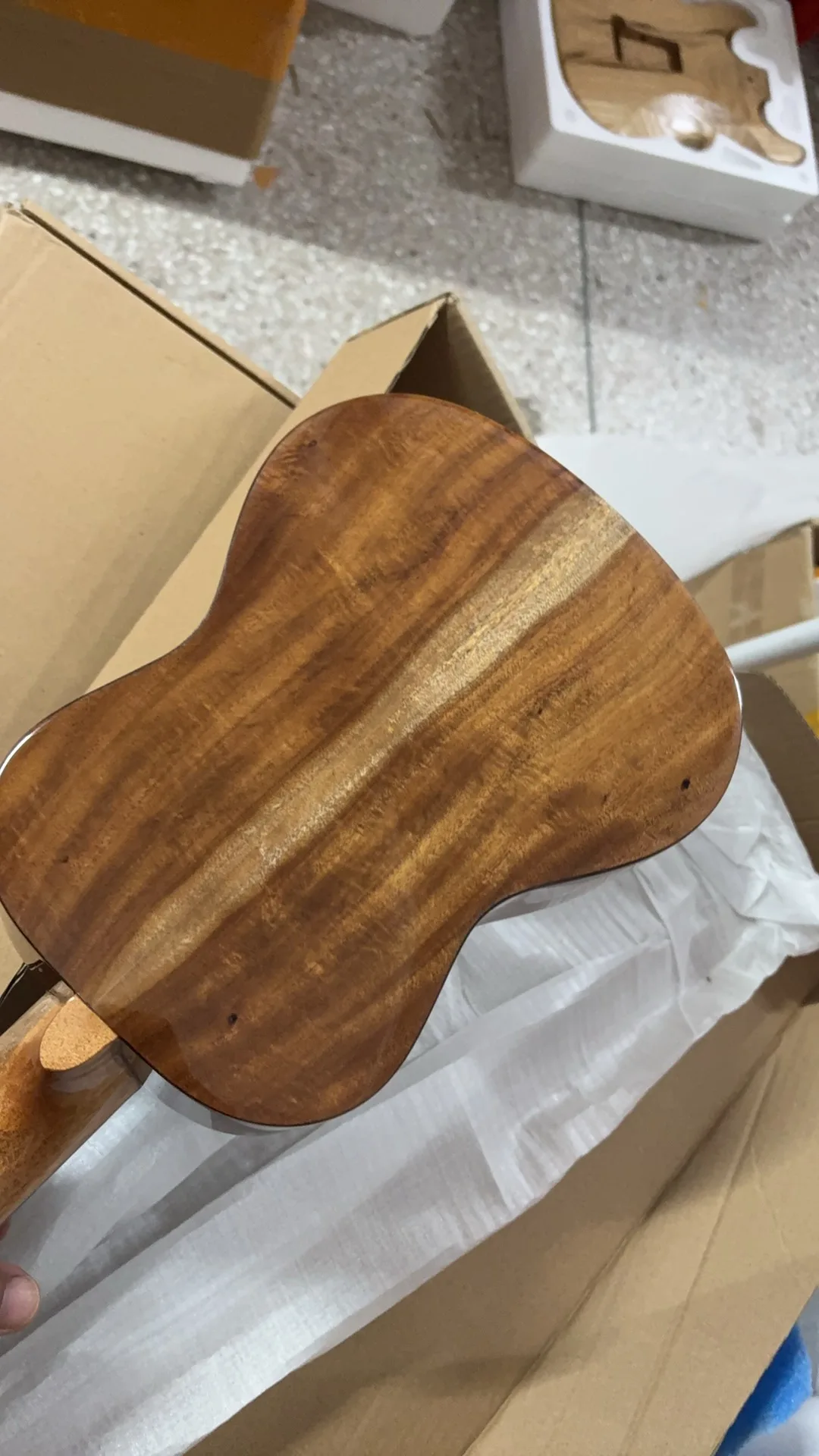 قيثارة صوتية صلبة كاملة مقاس 24 بوصة احترافية مع جسم أكاسيا صلب/جسم أكاسيا صلب، حفلة 24 قيثارة، أرز صلب/شجرة صلبة