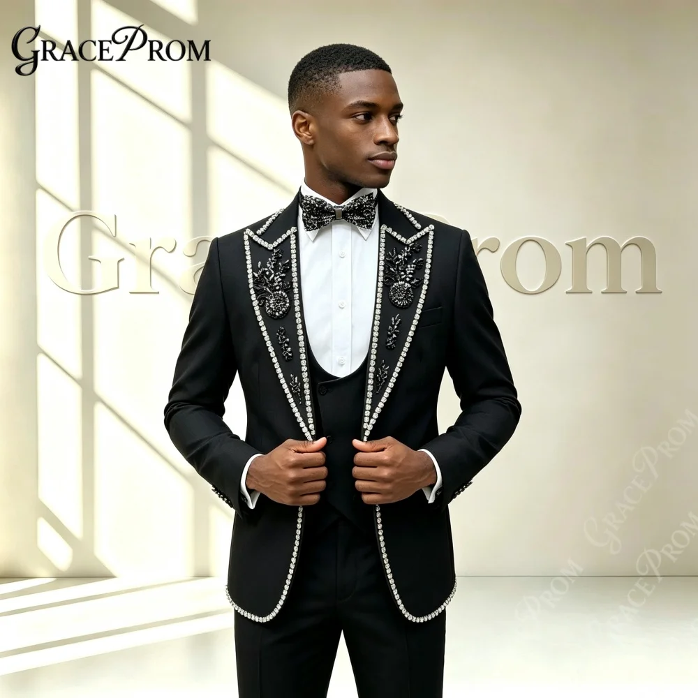Glamorous Border Rhinestone Men Suits 2027 3PCS Wedding Groom Sets Man Shawl Suit Set Banquet Prom Party Wear Beaded Tuxedo
