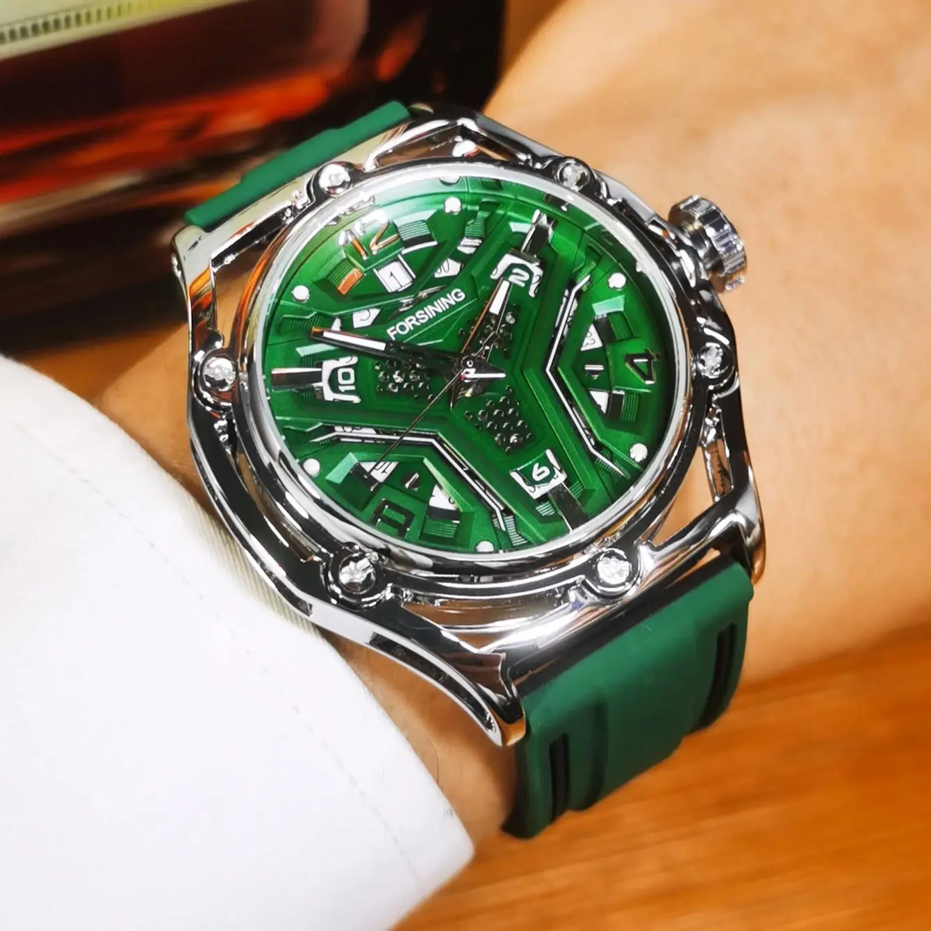 

Forsining Sports Mechanical Watch for Men Luminous Hands Calendar Fashion Automatic Mens Watches Top Brand Luxury Rubber Strap