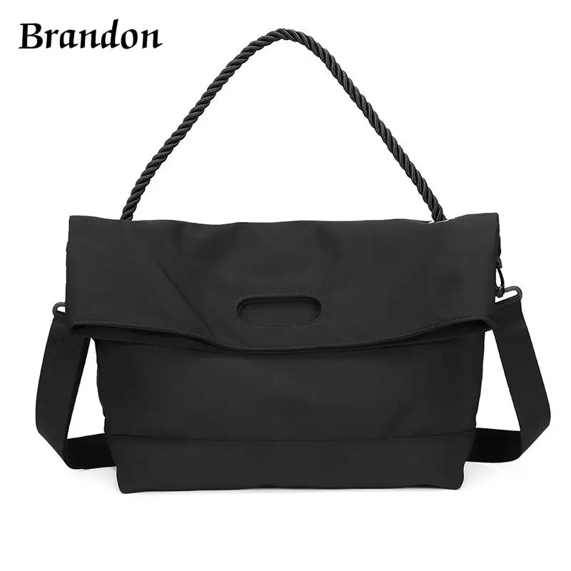 High quality men's fashionable and practical crossbody bag commuting sports and fitness mailman bag canvas trailer special bag