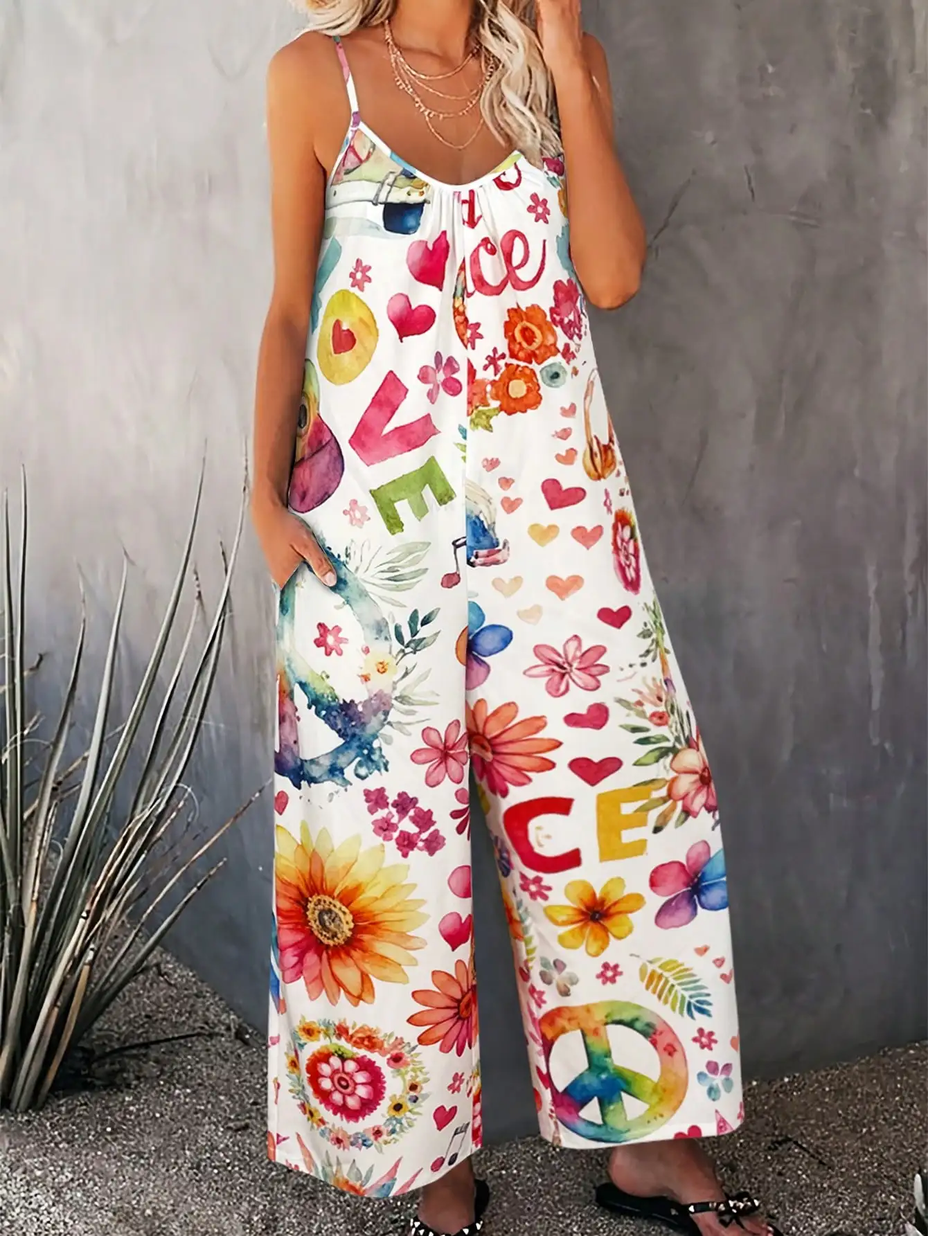 New Fashion 2026 Women's Floral Print Spaghetti Strap Jumpsuit Wide Leg Loose Fit Summer Boho Romper With Pockets