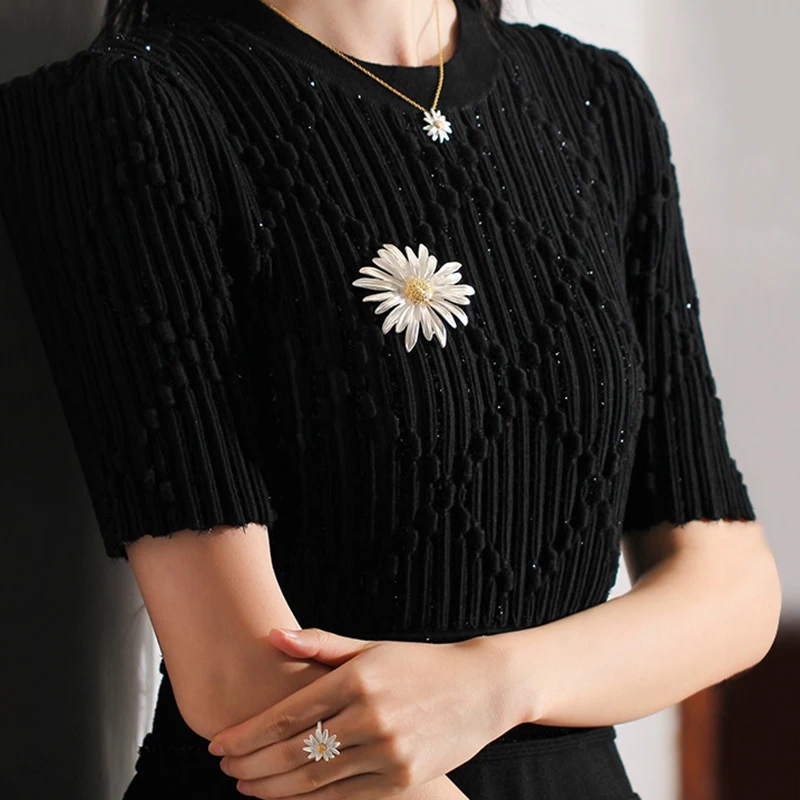 Fashion Mori  Flower Brooch For Girls Women Flowers Badge Backpack Suit Jacket Clothes Enamel Pins Corsage Party Gifts