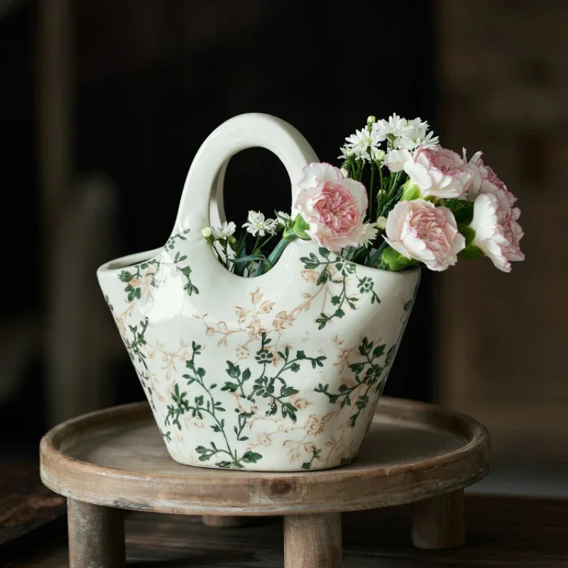 Bag ceramic vase ornaments, living room, high sense, flower arrangement, hydroponics, creative French retro pastoral style.
