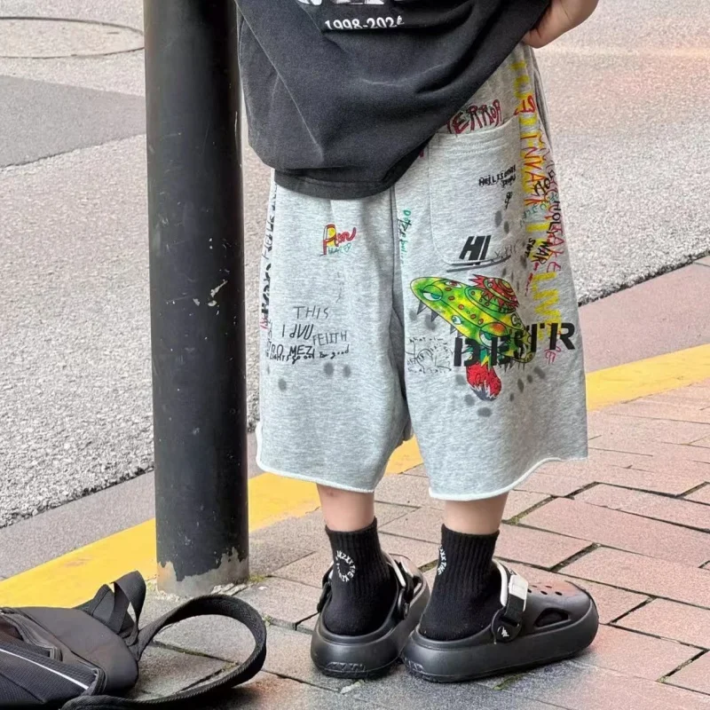 Summer New Korean Edition Boys' Fashion Trendy Cool Versatile Graffiti Casual Sports Pants Children's Stylish Shorts Trendy 2-7Y