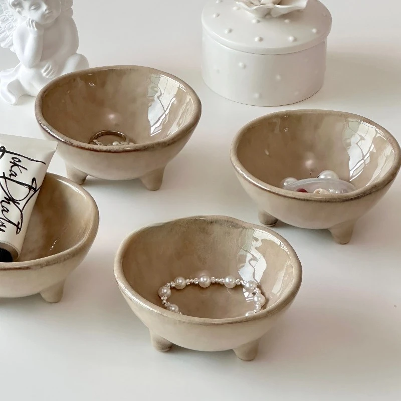 Antique Style Mini Ceramic Tray, Delicate Trinket Display Dish for Home Decoration, Vanity Table Organizer with Artistic Design