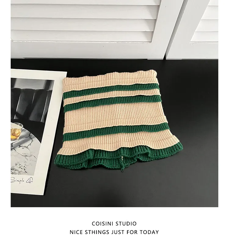 Koreanische Mode Kontrast-Streifen-Strickmützen für Frauen Herbst Winter Reise Warm Vielseitig Süße Gerüschte Katzenohren-Pullover-Mütze – Detail 15