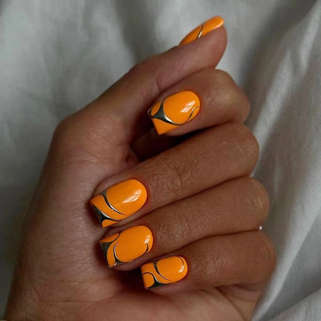 

24Pcs Summer Orange Square Wearing Nail Art Simple Elegant Fake Nail Tips Metal Lines Decor Fresh Minimalist Nail Stickers Tools