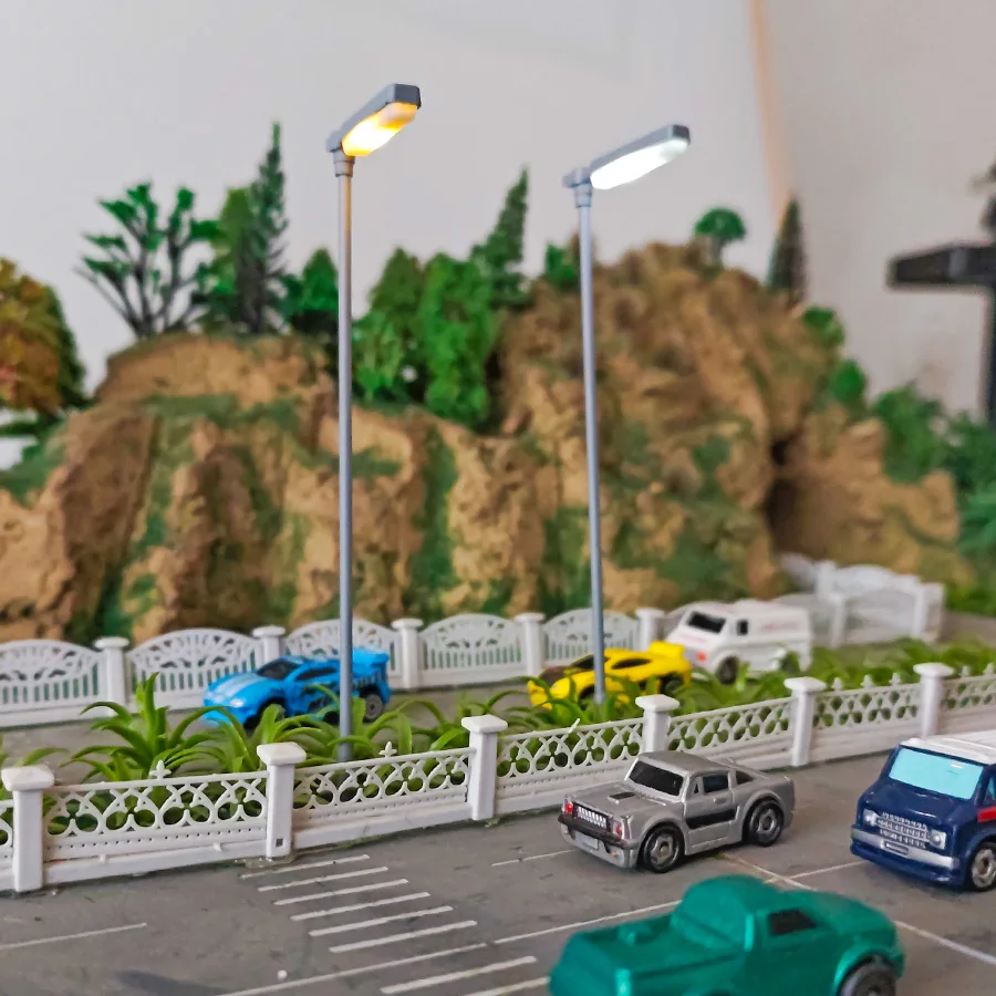 ไฟถนนจำลองขนาด 1/87 1/150 หลอดไฟ LED 3V แบบหัวเดียว/หัวคู่ สำหรับรถไฟ โคมไฟรางรถไฟ ฉากจำลองขนาดเล็ก ของตกแต่ง 1 ชิ้น