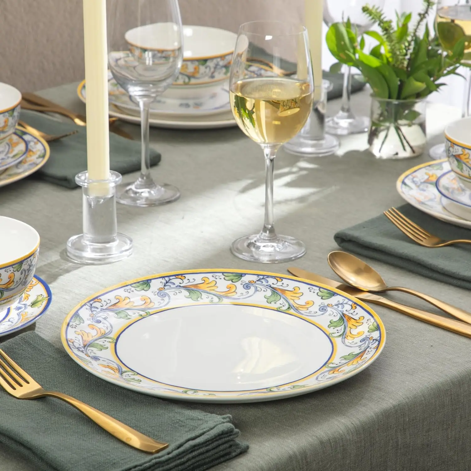 12-Piece Dinnerware Set Including Plates and Bowls